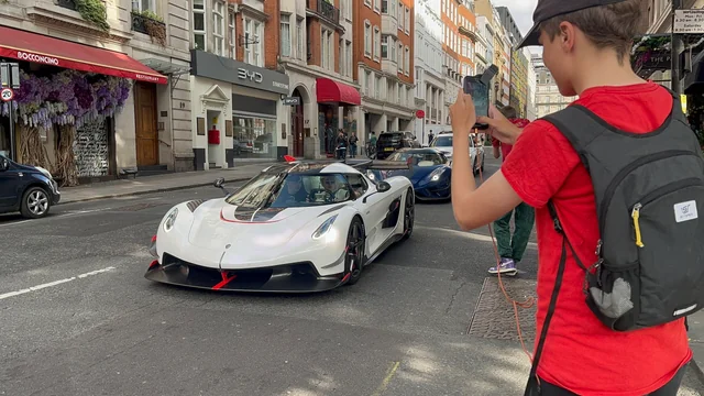 The Ultimate 2026 Live Car Spotting Guide: Best Cities, Maps & Hidden Hotspots